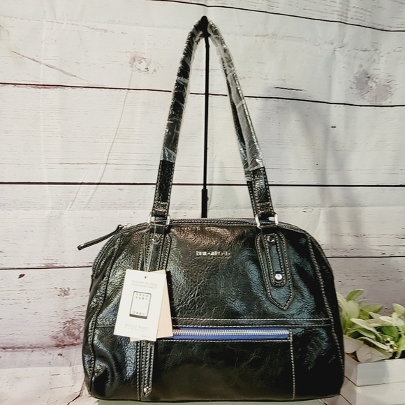 Bridge Road Handbags - NWT Bridge Road Medium Bag/Purse Handbag Black PKU Leather Embossed